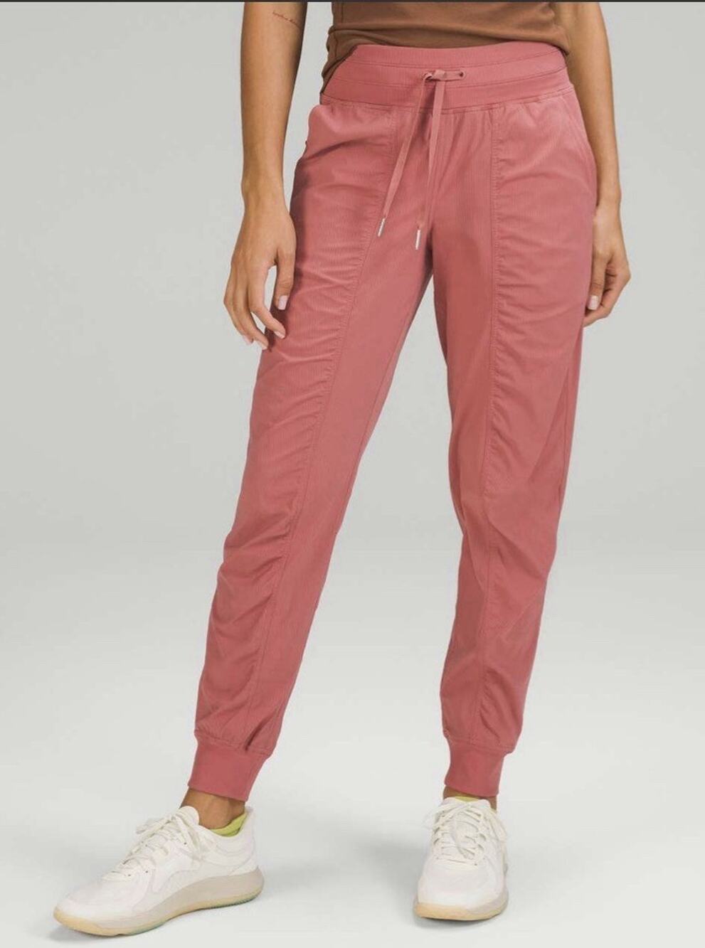 Lululemon Womens 10 Dance Studio Mid Rise Jogger Pants Full Length *Briar Rose